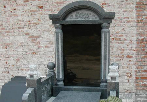 基本墓型:谷山石墓